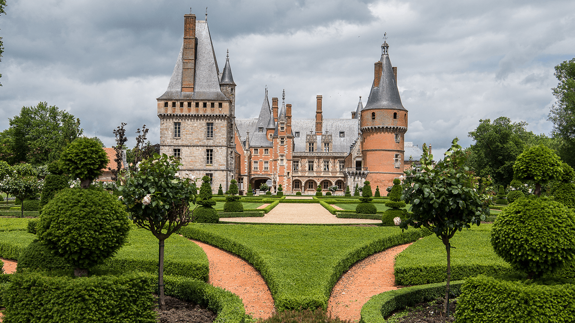 Château de Maintenon depuis les jardins