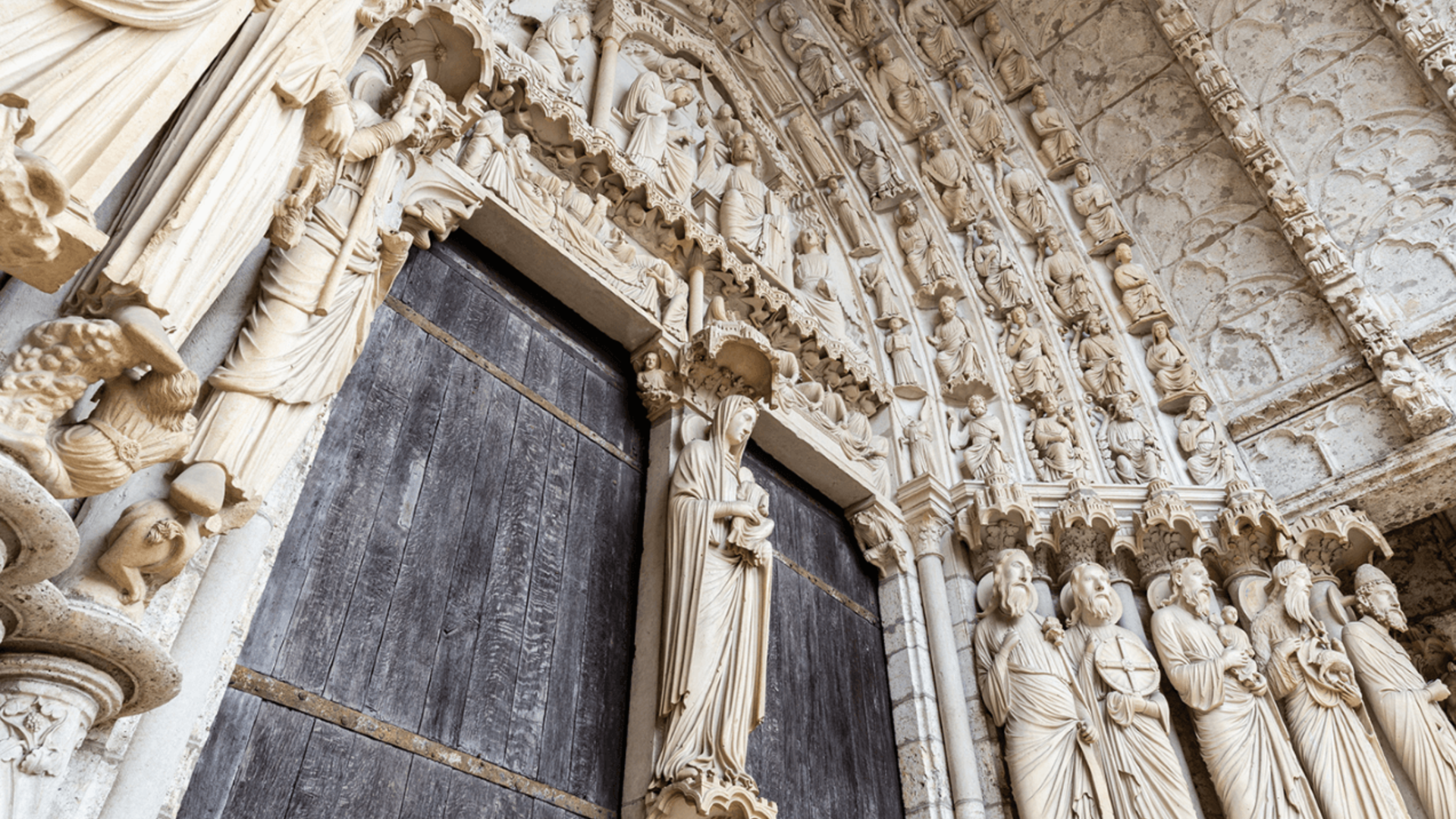 Portail de la cathédrale de Chartres